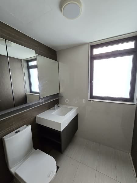 Botanique at Bartley, 237 Upper Paya Lebar Road, 1 Bedroom, 517 sqft, Condominium For Rent, by MH Quek, 500057647 - Bathroom - PropertyGuru.com.sg