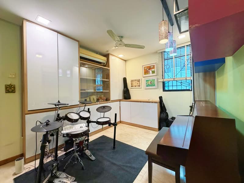 Barossa Gardens Terraced House For Sale at S$ 3,380,000 | PropertyGuru Singapore - Interior