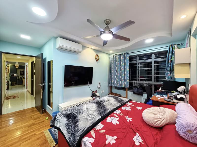 336B Anchorvale Crescent HDB Flat For Sale at S$ 890,000 | PropertyGuru Singapore - Bedroom