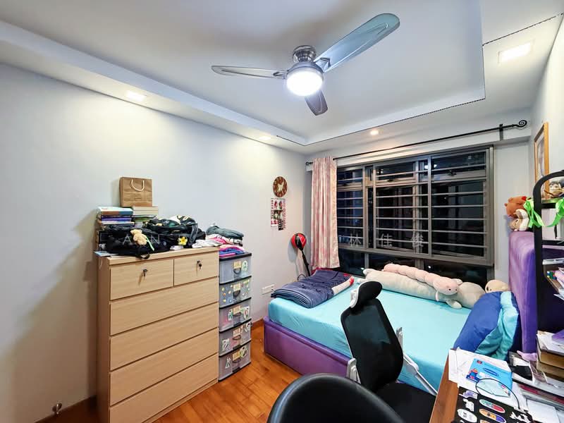 336B Anchorvale Crescent HDB Flat For Sale at S$ 890,000 | PropertyGuru Singapore - Bedroom