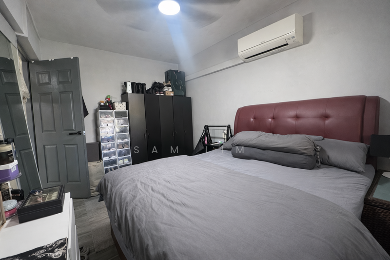 108 Yishun Ring Road HDB Flat For Sale at S$ 460,000 | PropertyGuru Singapore - Bedroom