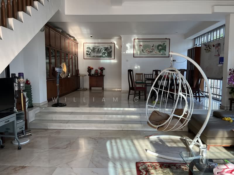 Rare spacious 3 Storey Corner Terrace Walk to MRT and food amenities, Lengkong Dua/Jalan Selamat/Jalan Kembangan, 7 Bedrooms, 4,000 sqft, Corner Terrace For Sale, by William C. H., 500057663 - PropertyGuru.com.sg