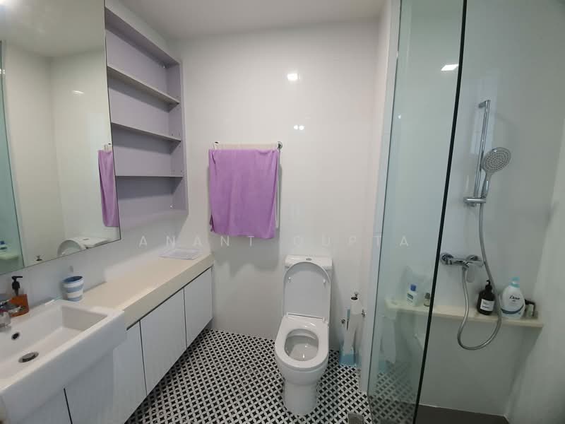 Roots @ Transit, 9 Transit Road, 1 Bedroom, 441 sqft, Apartment For Rent, by Anant Gupta, 500057665 - Bathroom - PropertyGuru.com.sg