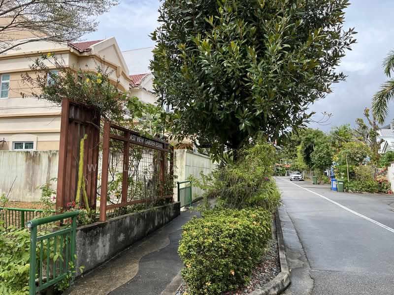 Beautifully Renovated 2.5 storey Terrace more than 2,000 sf land size with Quiet facing Terraced House For Sale at S$ 5,380,000 | PropertyGuru Singapore