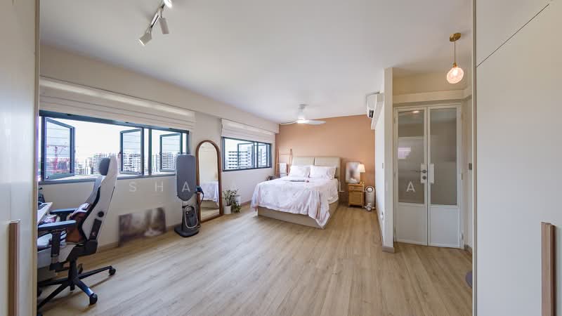 618B Tampines Street 61 HDB Flat For Sale at S$ 816,000 | PropertyGuru Singapore - Master Bedroom
