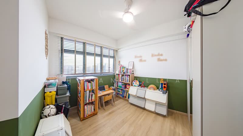 618B Tampines Street 61 HDB Flat For Sale at S$ 816,000 | PropertyGuru Singapore - Study