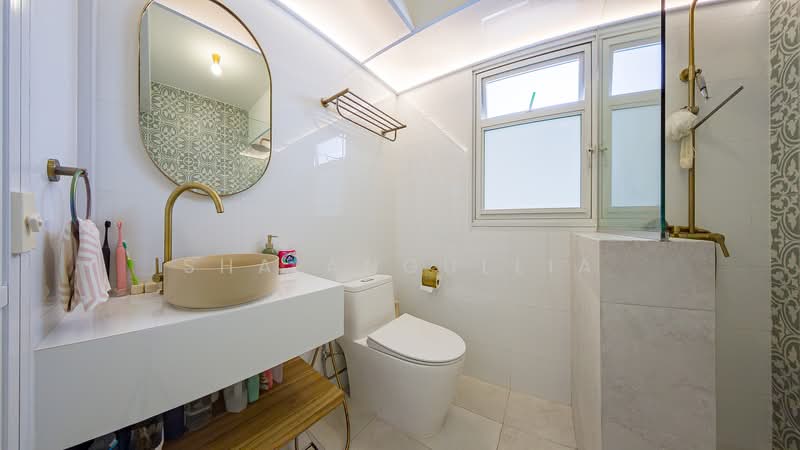 618B Tampines Street 61 HDB Flat For Sale at S$ 816,000 | PropertyGuru Singapore - Bathroom