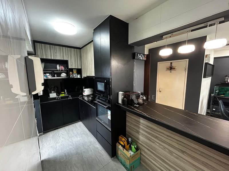 353A Anchorvale Lane HDB Flat For Sale at S$ 570,000 | PropertyGuru Singapore - Kitchen