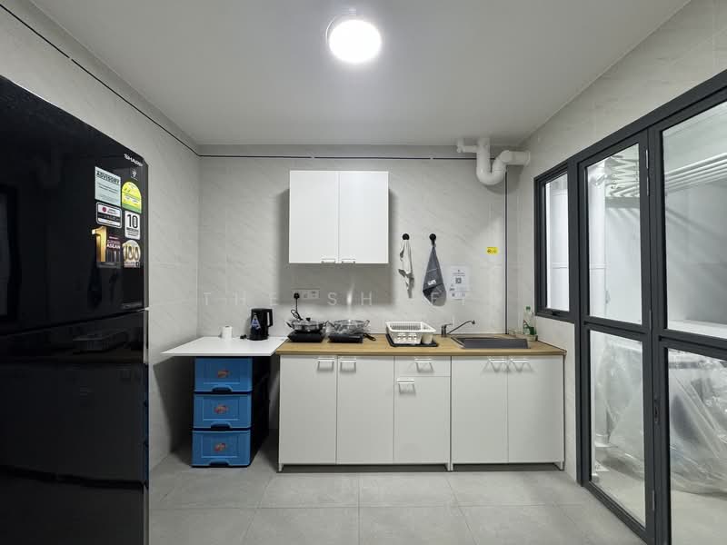 374B Woodlands Ave 1, , Room Rental, 86 sqft, HDB Flat For Rent, by THE SHAFIQ AFFANDI, 500057690 - Kitchen - PropertyGuru.com.sg