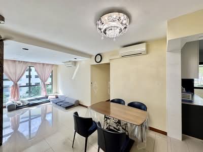 For Rent - 676D Punggol Drive