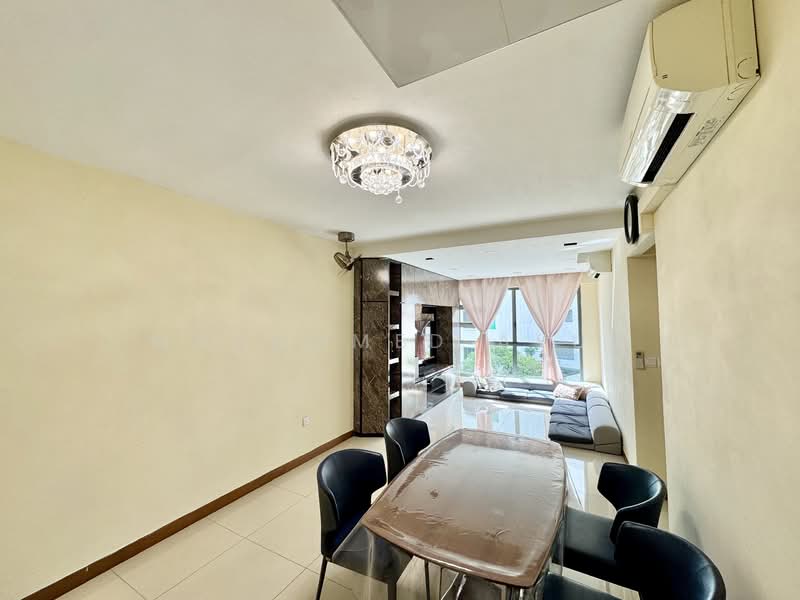 676D Punggol Drive, 676D Punggol Drive, 3 Bedrooms, 1,001 sqft, HDB Flat For Rent, by Muhammed Ayub, 500057698 - Living Room - PropertyGuru.com.sg