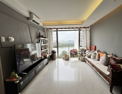 For Sale - The Lakeshore