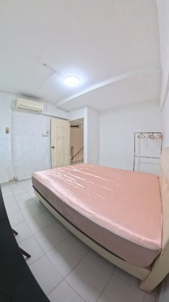 337 Jurong East Avenue 1, 337 Jurong East Avenue 1, 3 Bedrooms, 1,582 sqft, HDB Flat For Rent, by Zheng Yanhui(Alex), 500057718 - Bedroom - PropertyGuru.com.sg