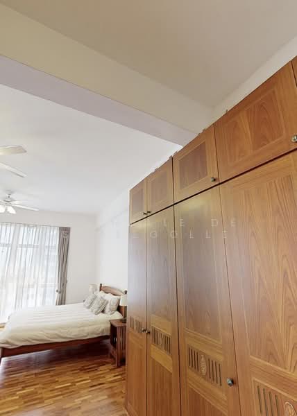 Leonie Condotel, 2 Leonie Hill Road, 4 Bedrooms, 2,722 sqft, Condominium For Rent, by Rochelle De S Meegolle, 500057727 - Master Bedroom - PropertyGuru.com.sg