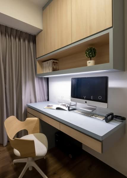 Lake Grande Condominium For Sale at S$ 2,888,888 | PropertyGuru Singapore - Study