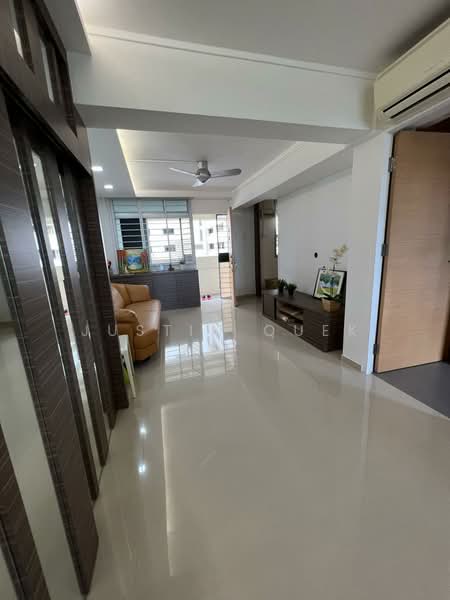 13 Holland Drive, 13 Holland Drive, 2 Bedrooms, 700 sqft, HDB Flat For Rent, by Justin Quek, 500057745 - Living Room - PropertyGuru.com.sg