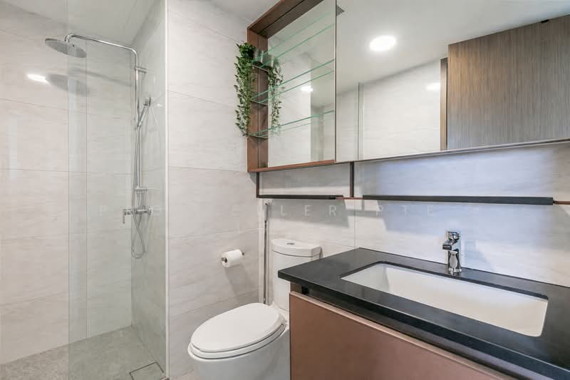 Normanton Park Condominium For Sale at S$ 1,330,000 | PropertyGuru Singapore - Bathroom