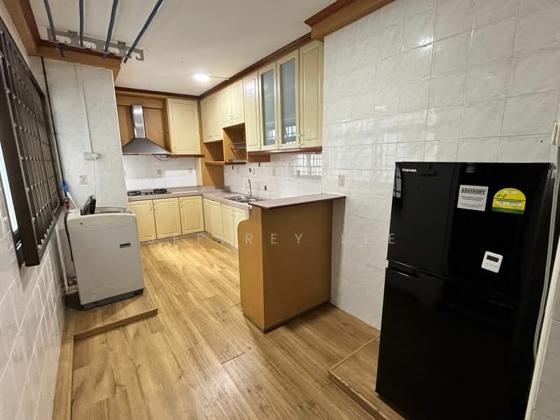 580 Woodlands Drive 16, 580 Woodlands Drive 16, 3 Bedrooms, 1,184 sqft, HDB Flat For Rent, by Jeffrey Lee, 500057754 - Kitchen - PropertyGuru.com.sg