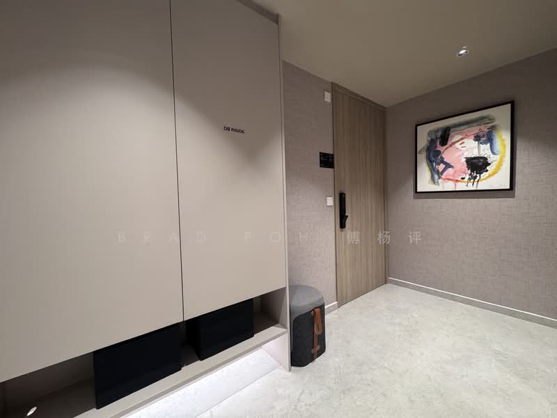 River Modern Condominium For Sale at S$ 2,298,000 | PropertyGuru Singapore - Entrance