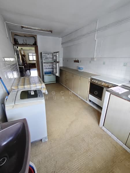 307 Clementi Avenue 4, 307 Clementi Avenue 4, 2 Bedrooms, 8,834 sqft, HDB Flat For Rent, by Bingchang Huang, 500057822 - PropertyGuru.com.sg