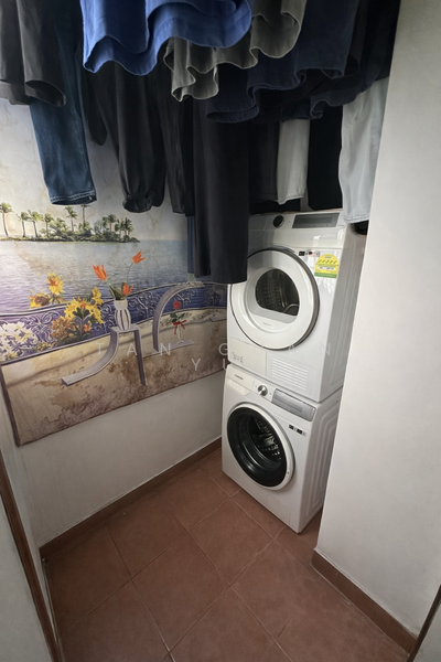 Euphony Gardens, 11 Jalan Mata Ayer, 2 Bedrooms, 947 sqft, Condominium For Rent, by Tan Guan Yu, 500057823 - Service Yard - PropertyGuru.com.sg