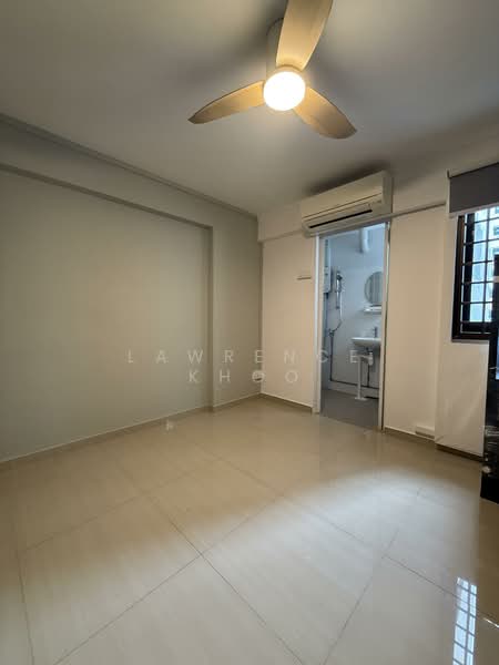 770 Yishun Avenue 3, 770 Yishun Avenue 3, 2 Bedrooms, 700 sqft, HDB Flat For Rent, by Lawrence Khoo, 500057830 - Bedroom - PropertyGuru.com.sg