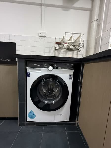 770 Yishun Avenue 3, 770 Yishun Avenue 3, 2 Bedrooms, 700 sqft, HDB Flat For Rent, by Lawrence Khoo, 500057830 - Kitchen - PropertyGuru.com.sg