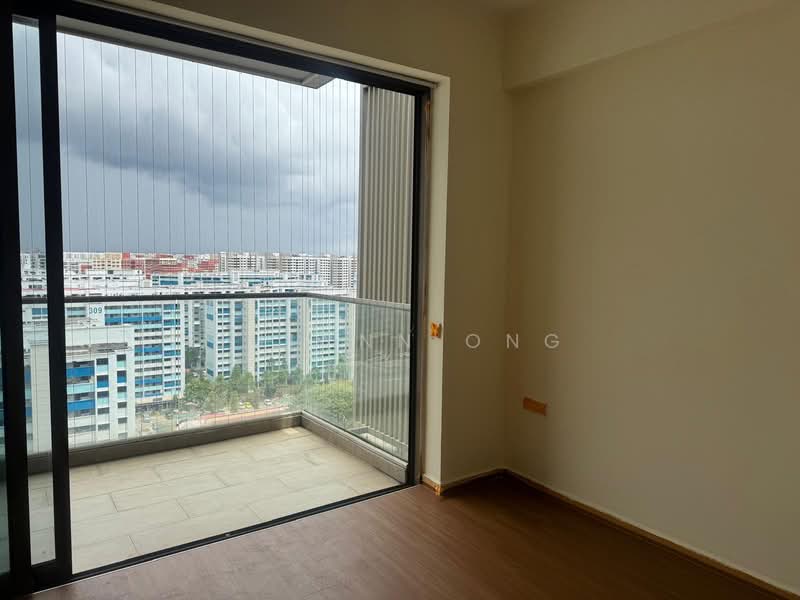 Parc Vera, 10 Hougang Street 32, 4 Bedrooms, 1,862 sqft, Condominium For Rent, by Julynn Ong, 500057833 - Balcony - PropertyGuru.com.sg