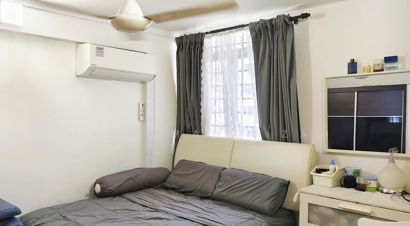 501 Bedok North Street 3 HDB Flat For Sale at S$ 410,000 | PropertyGuru Singapore - Bedroom