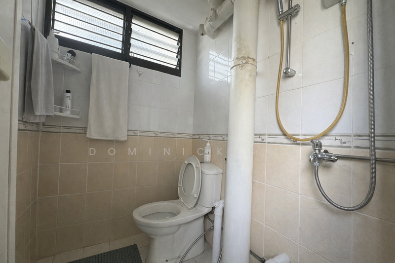 714 Clementi West Street 2 HDB Flat For Sale at S$ 394,999 | PropertyGuru Singapore