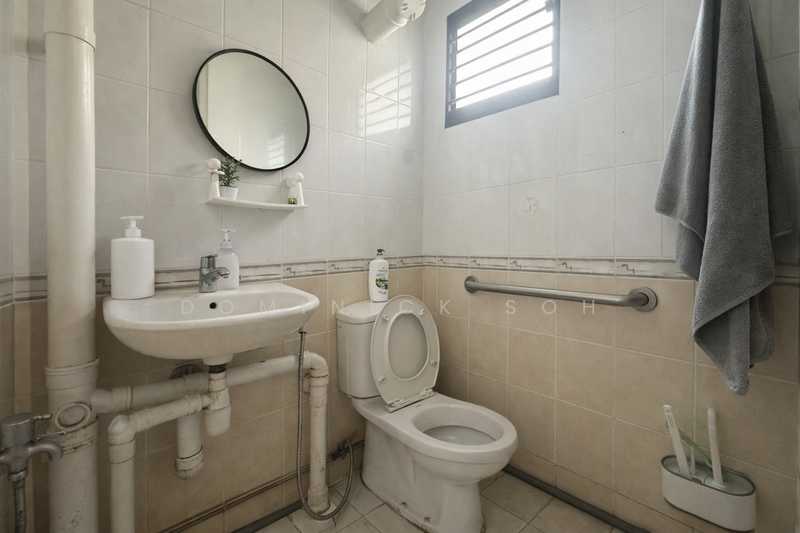 714 Clementi West Street 2 HDB Flat For Sale at S$ 394,999 | PropertyGuru Singapore