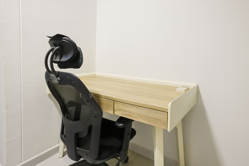 141 Simei Street 2, 141 Simei Street 2, Room Rental, 110 sqft, HDB Flat For Rent, by Ivy Tham, 500057871 - Study - PropertyGuru.com.sg