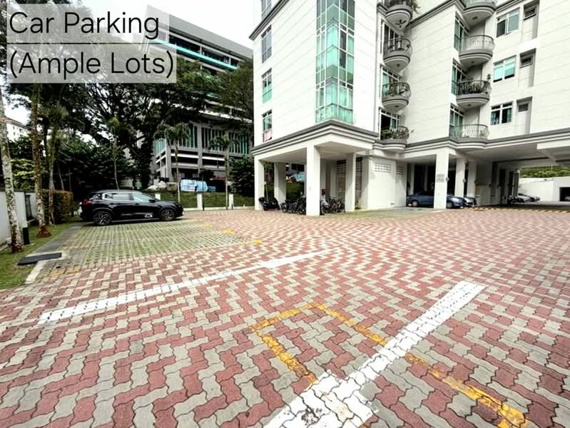 Hillview Apartments Apartment For Sale at S$ 1,850,000 | PropertyGuru Singapore - Car Park