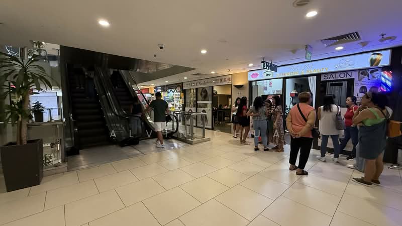 Lucky Plaza, 304 Orchard Road, 382 sqft, Mall Shop For Rent, by Alvin Chua, 500057886 - Interior - CommercialGuru.com.sg