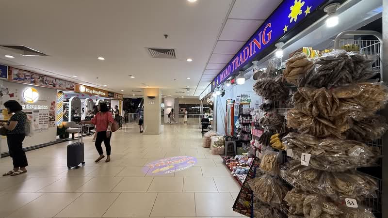 Lucky Plaza, 304 Orchard Road, 382 sqft, Mall Shop For Rent, by Alvin Chua, 500057886 - Interior - CommercialGuru.com.sg