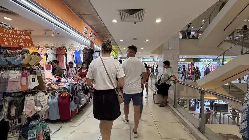 Lucky Plaza, 304 Orchard Road, 388 sqft, Mall Shop For Rent, by Alvin Chua, 500057891 - Interior - CommercialGuru.com.sg
