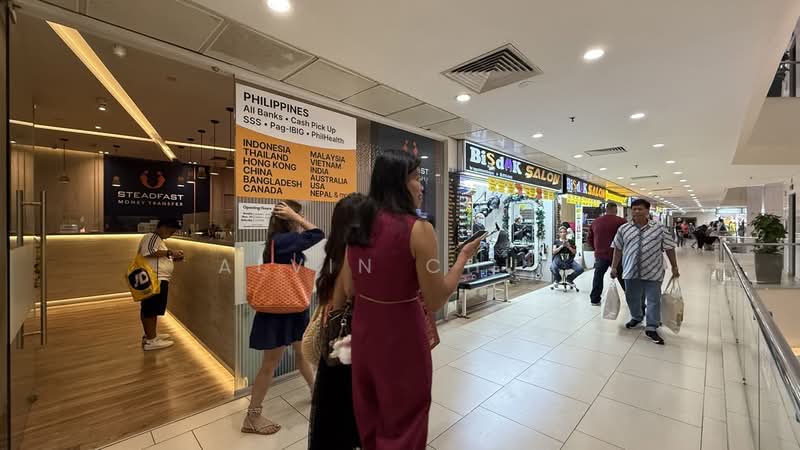 Lucky Plaza, 304 Orchard Road, 388 sqft, Mall Shop For Rent, by Alvin Chua, 500057891 - CommercialGuru.com.sg