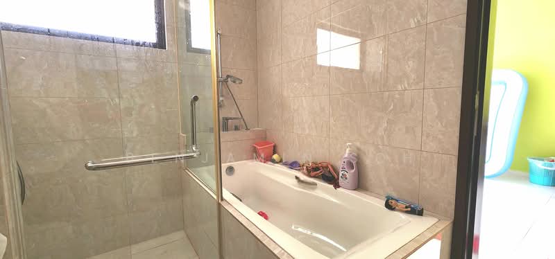 🌟CITY-FRINGE MODERN TERRACE, 1 KM TO HAIG GIRLS Terraced House For Sale at S$ 6,500,000 | PropertyGuru Singapore - Bathroom