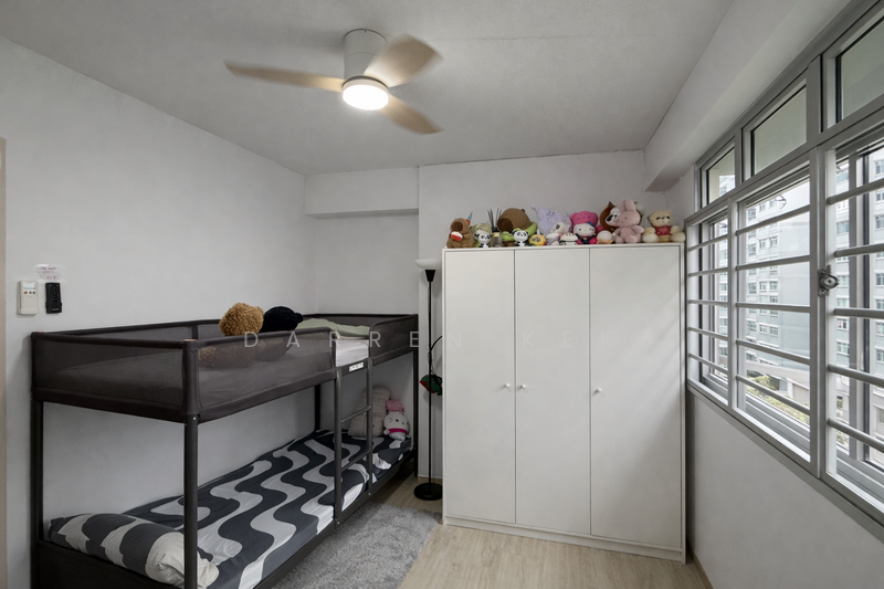 104A Canberra Street HDB Flat For Sale at S$ 550,000 | PropertyGuru Singapore - Common Bedroom