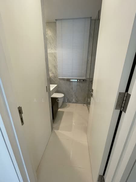 For Rent - Scotts Square