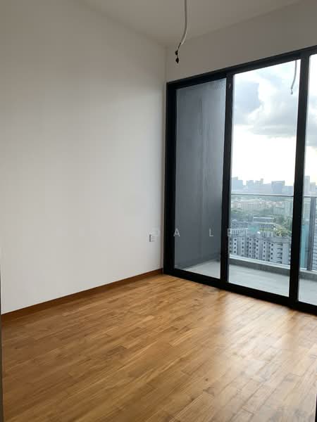 Stirling Residences Condominium For Sale at S$ 1,688,888 | PropertyGuru Singapore