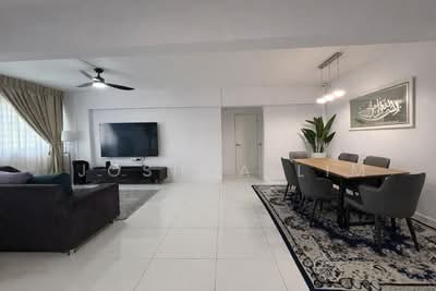 For Sale - 142 Tampines Street 12