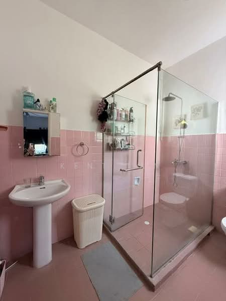 Bedok Rise 2 storey corner Semi-D. Freehold! Lucky Hill ! Semi-Detached House For Sale at S$ 5,250,000 | PropertyGuru Singapore - Bathroom