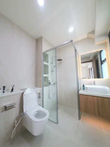 Studio For Rent, Next To Kovan MRT, 33D Lowland Road, Studio, 430 sqft, Detached House For Rent, by Eugene Chen 陈加明, 500057951 - Bathroom - PropertyGuru.com.sg