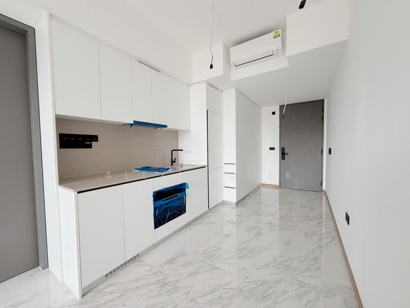 The Landmark Condominium For Sale at S$ 1,450,000 | PropertyGuru Singapore - Kitchen