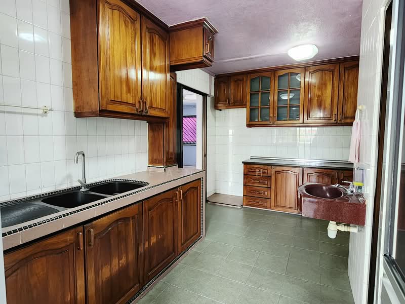 837 Yishun Street 81 HDB Flat For Sale at S$ 1,030,000 | PropertyGuru Singapore