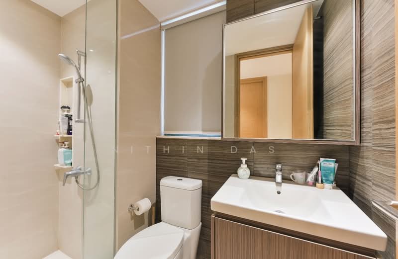 Coco Palms Condominium For Sale at S$ 1,650,000 | PropertyGuru Singapore - Bathroom