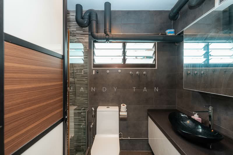 538 Jelapang Road HDB Flat For Sale at S$ 615,888 | PropertyGuru Singapore - Master Bath