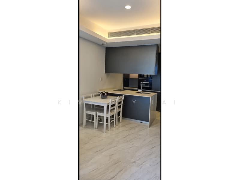 For small families/investors, big Orchard 1 bed convertible to 1+S or 2 bed. $5.9K rental, Orchard / River Valley, 2 Bedrooms, 603 sqft, Condominium For Sale, by Kimberly Lai, 500058011 - Kitchen - PropertyGuru.com.sg