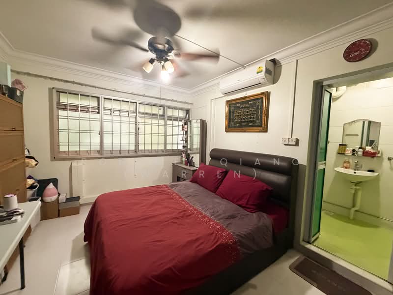 791 Choa Chu Kang North 6 HDB Flat For Sale at S$ 654,999 | PropertyGuru Singapore - Master Bedroom